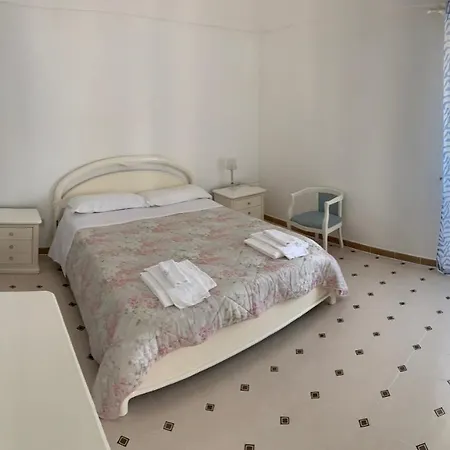 Appartement Magi - Orchidea Ponza