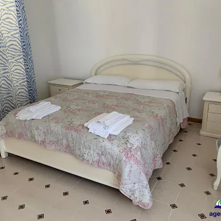Magi - Orchidea Apartment Ponza